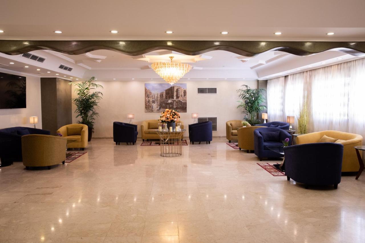 Al Hayatt Hotel